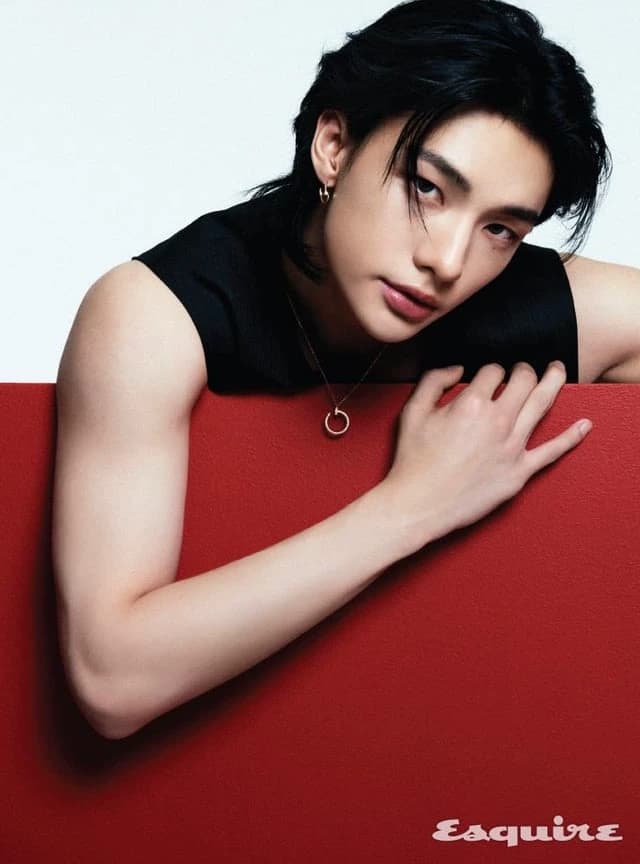 Hwang Hyunjin thumbnail
