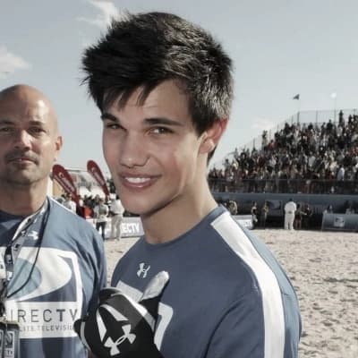 Taylor lautner thumbnail