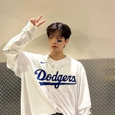 Seungmin (boyfriend)  thumbnail