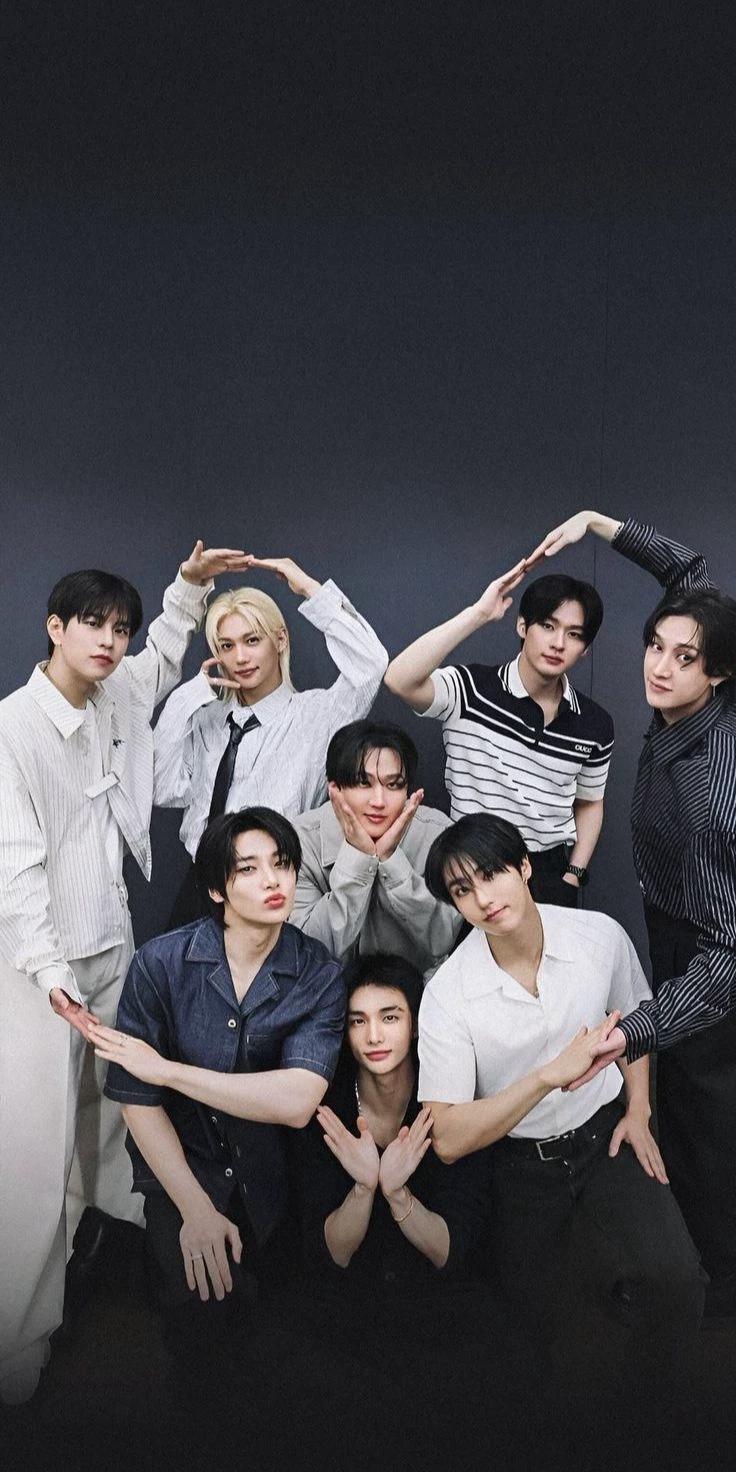 Stray Kids thumbnail