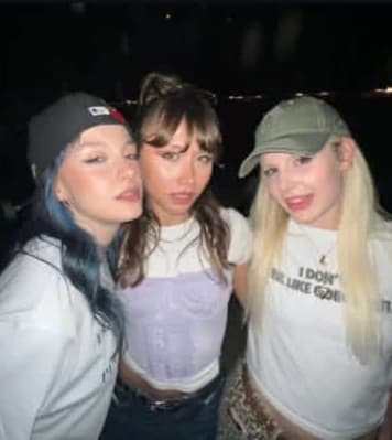 Zeynep, Lidya, Elif, (These are Manifest member singers) thumbnail