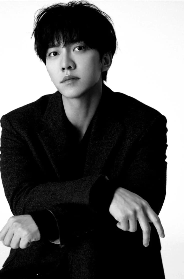 LEE SEUNG-GI thumbnail