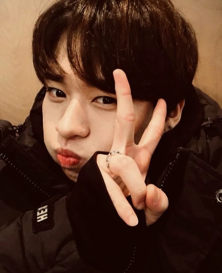 Lee Know thumbnail