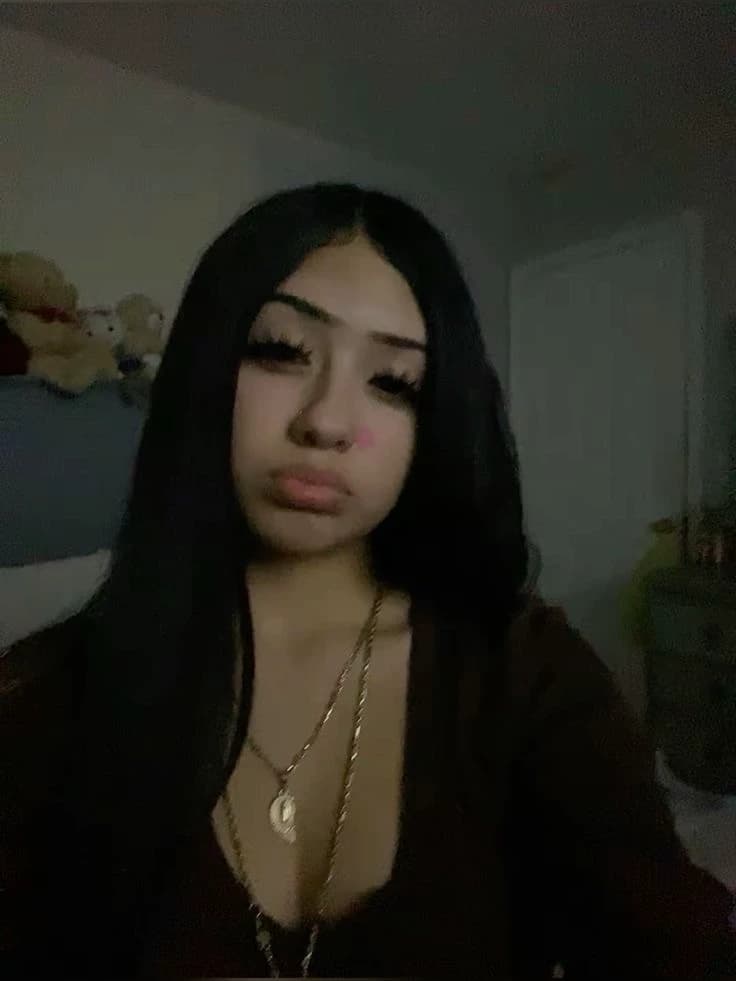 Melanie - Toxic Depressed Gf thumbnail