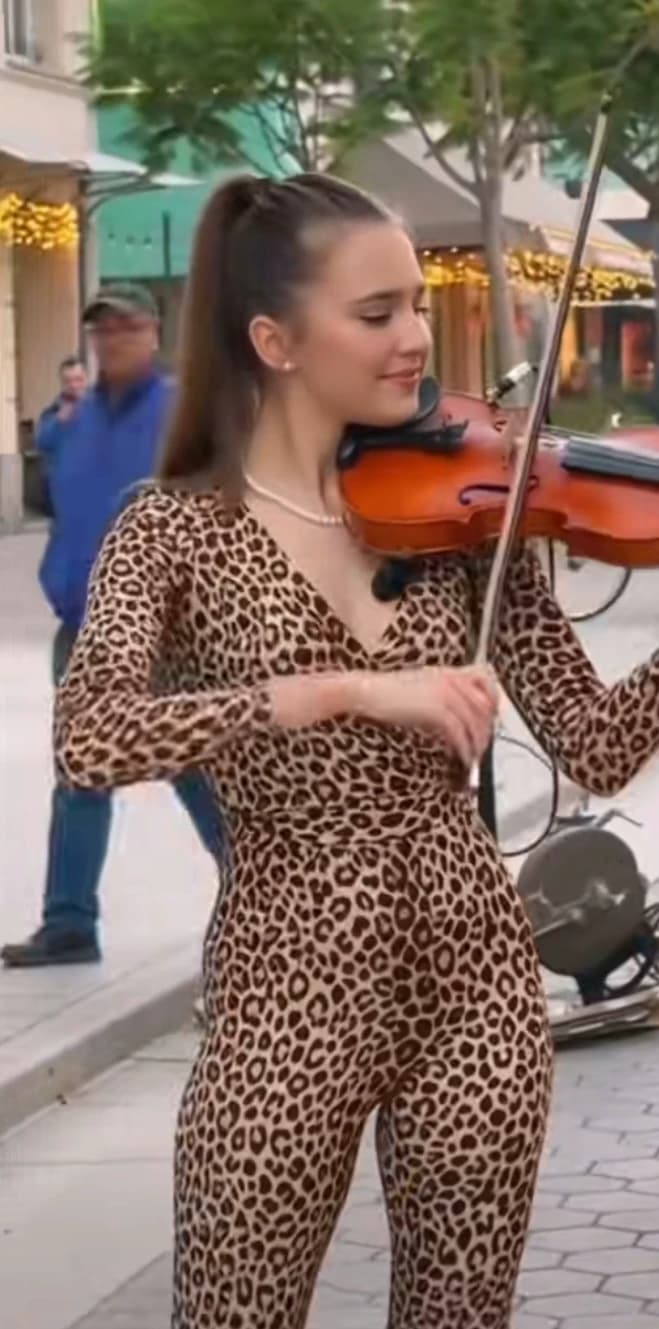 Lily  thumbnail