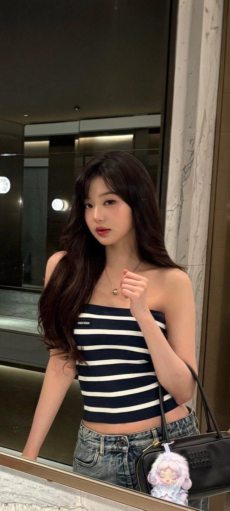 Wonyoung thumbnail
