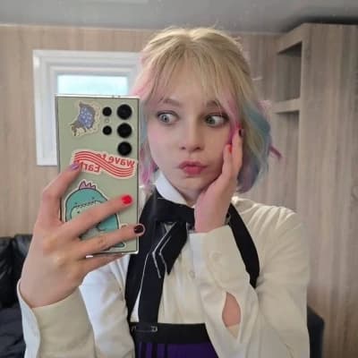 Emma Myers thumbnail
