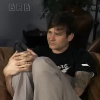 Tom Delonge thumbnail