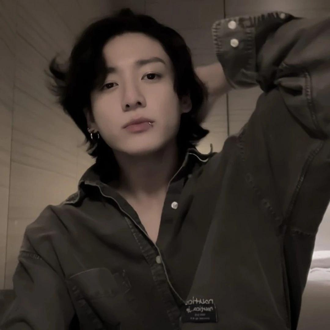 Jungkook mafioso thumbnail