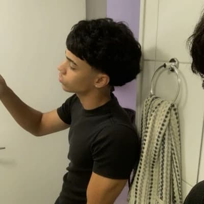 Alex thumbnail