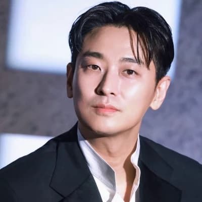 Baek Kang-hyuk thumbnail