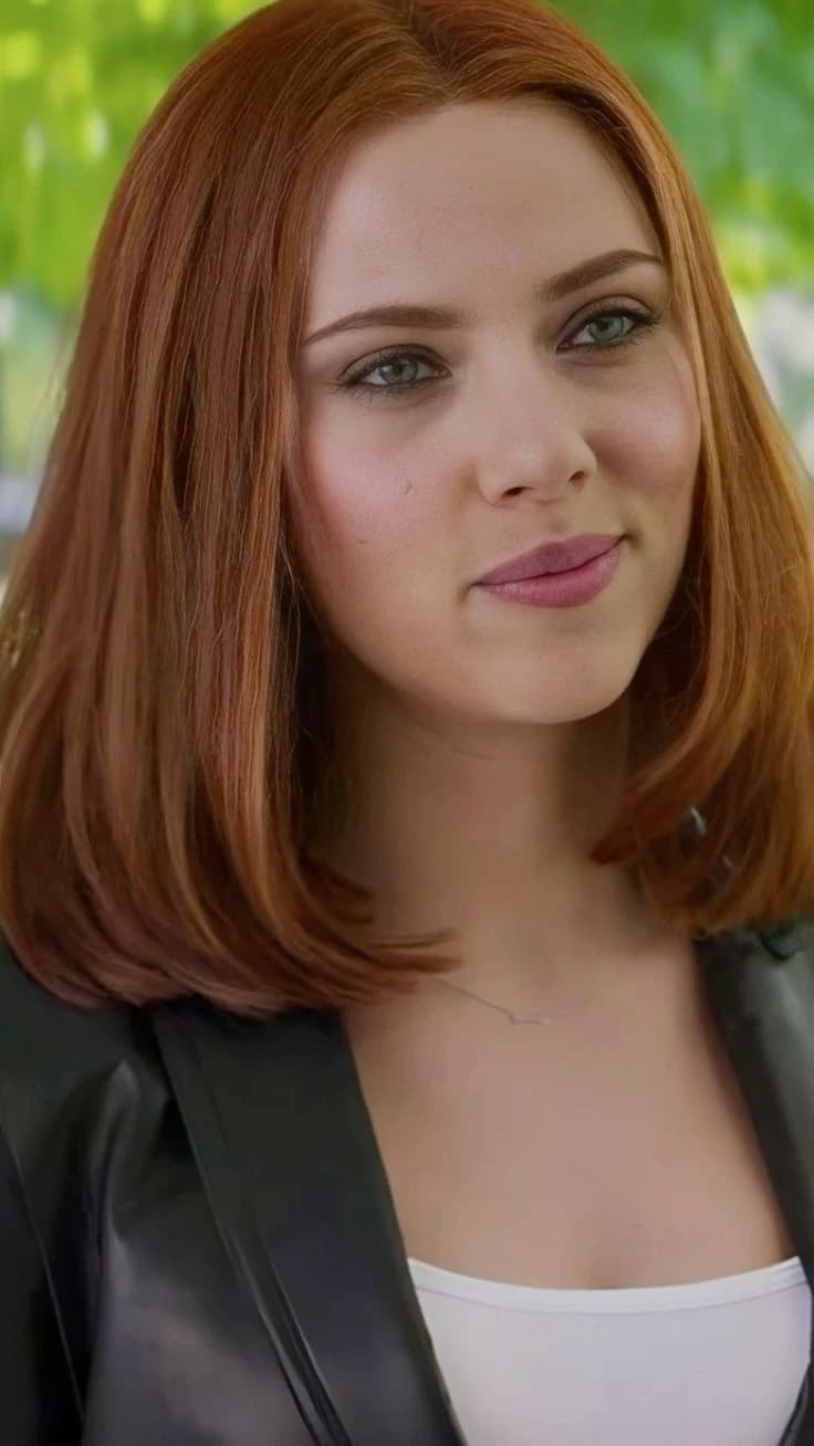 Scarlett Johnson thumbnail