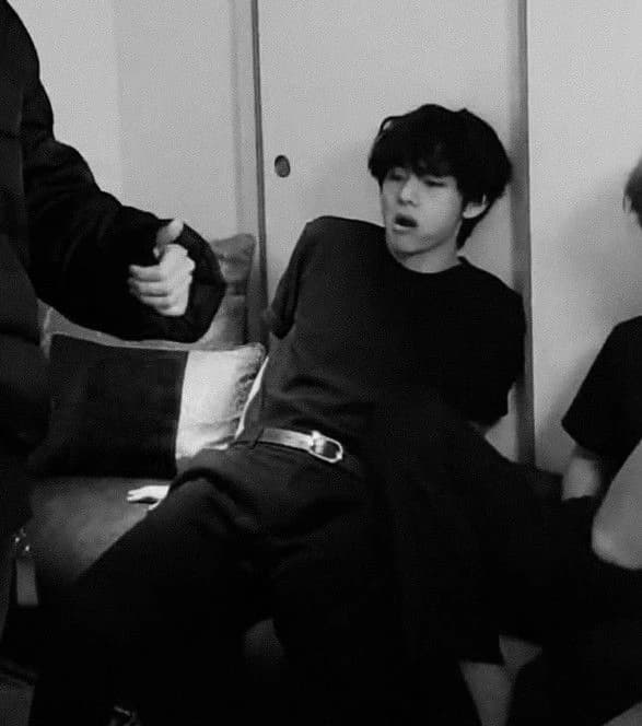 Kim Taehyung. thumbnail