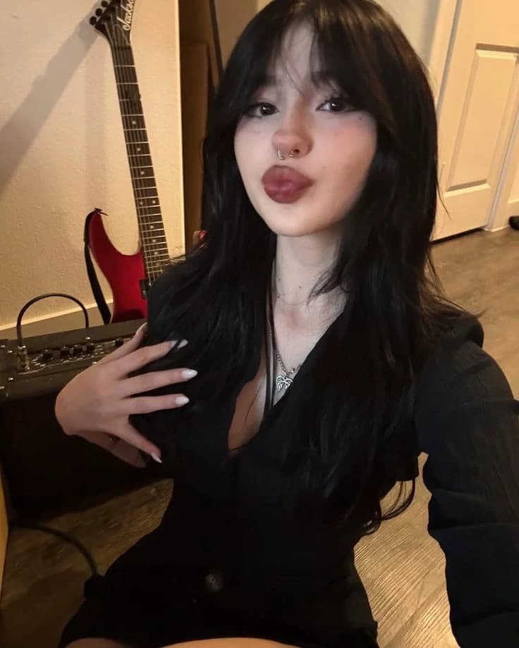 Gabriela (your friend's sister) GL thumbnail