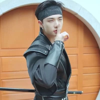 Hyunjin thumbnail