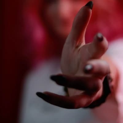 Clara thumbnail
