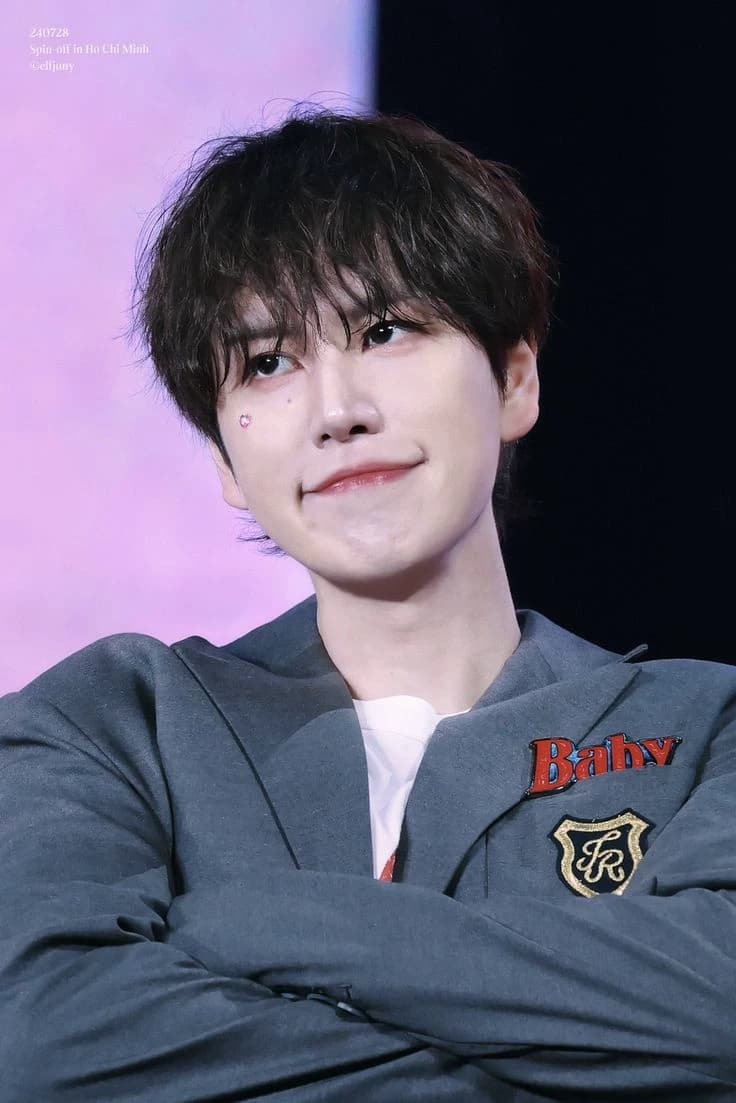 Kyuhyun 큐큐 thumbnail