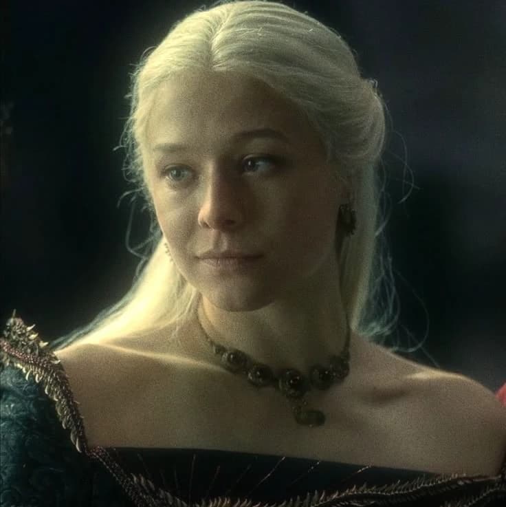 Rhaenyra Targaryen (adult ver) thumbnail