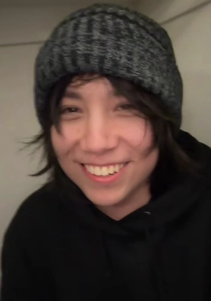 Alex Quackity thumbnail
