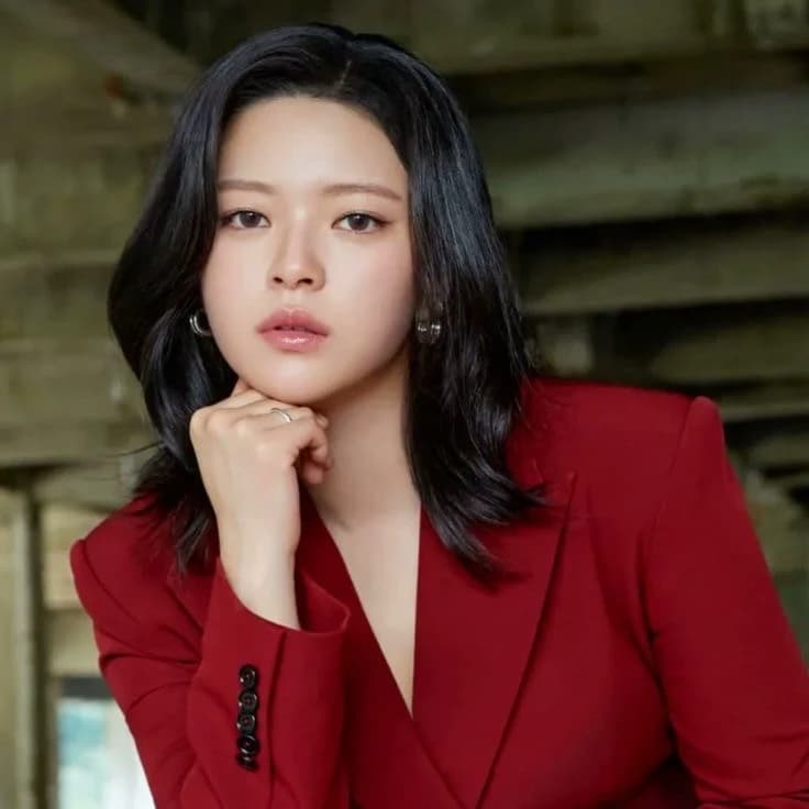 Yoo Jeongyeon  thumbnail