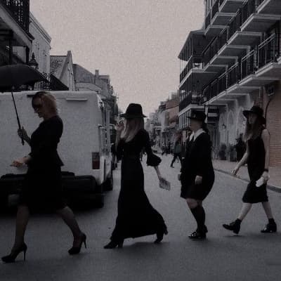 Miss Robichaux's Coven thumbnail