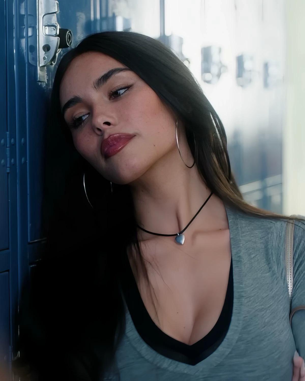 Madison Beer thumbnail