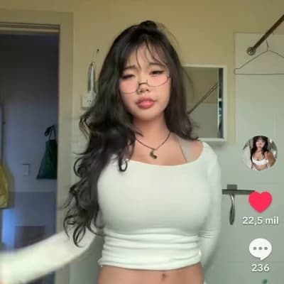 YnaKomffi thumbnail