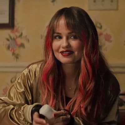 Blaire (as passageiras/night teeth) thumbnail