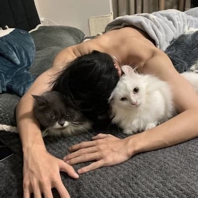 Alex thumbnail