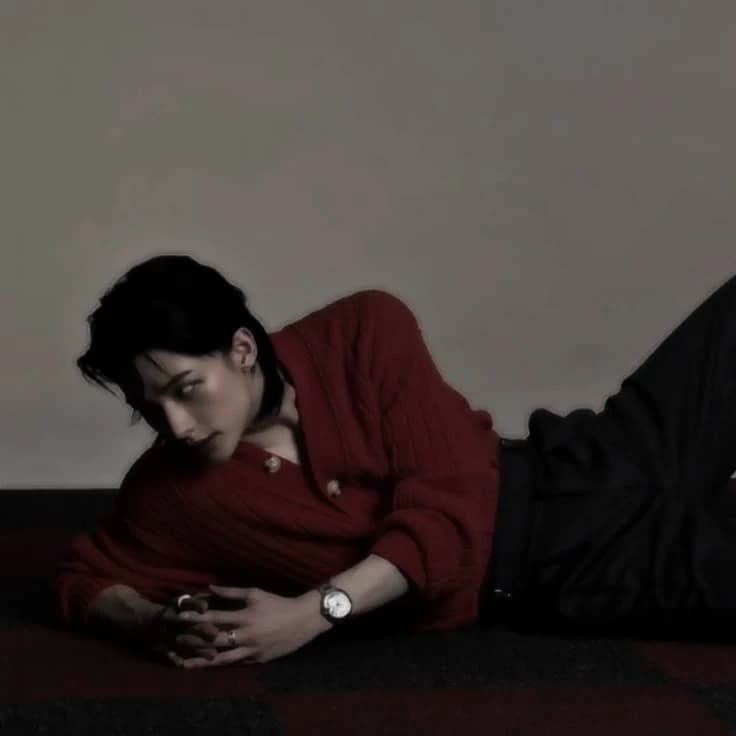 Hwang Hyunjin thumbnail