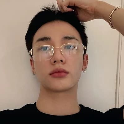 Hyunjin - Little cousin thumbnail