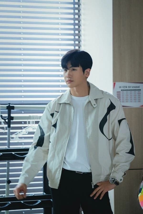 Jung Yi-Hyun thumbnail