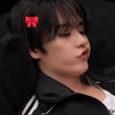 Lee Know thumbnail