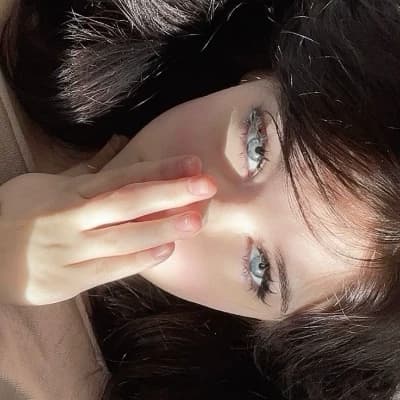 Avery Thorne thumbnail