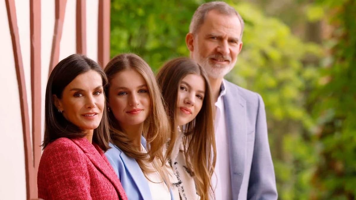 Spanish Royal Family  thumbnail
