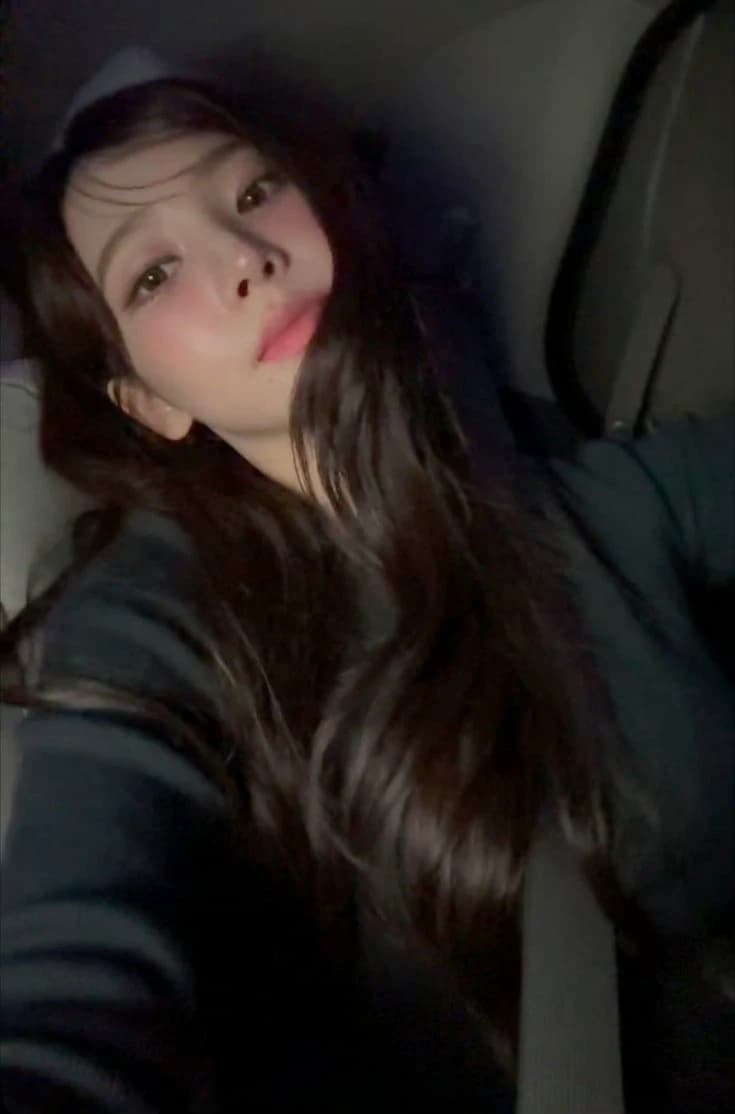 Yoo Jimin (WLW/GL) thumbnail