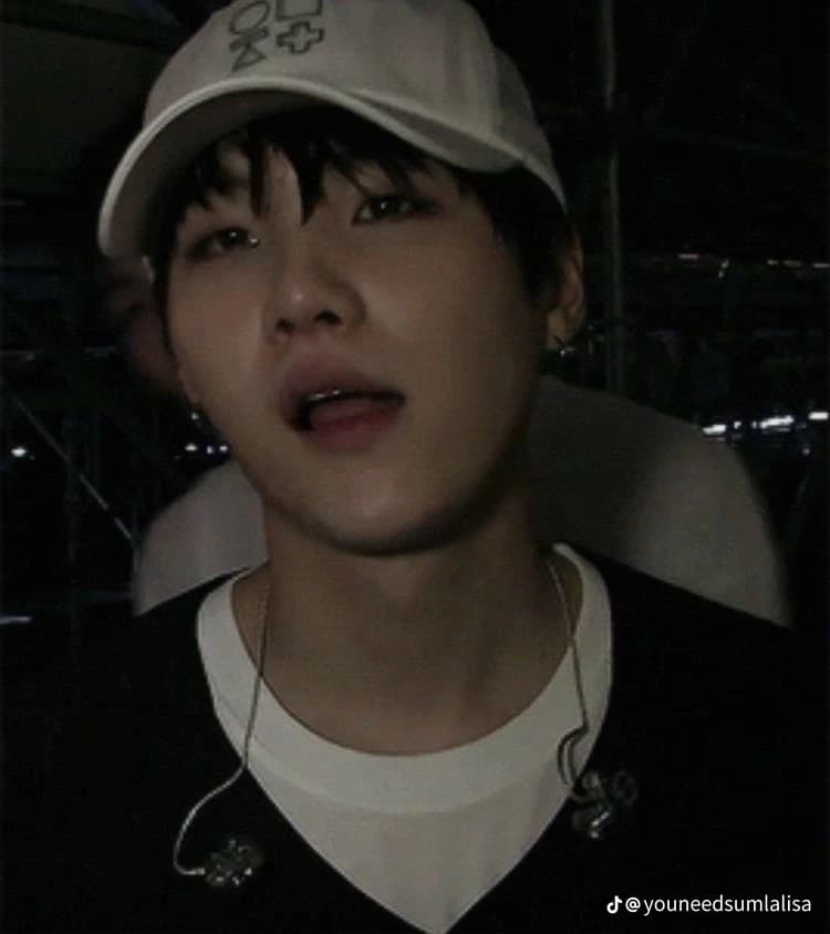 Min Yoongi  thumbnail