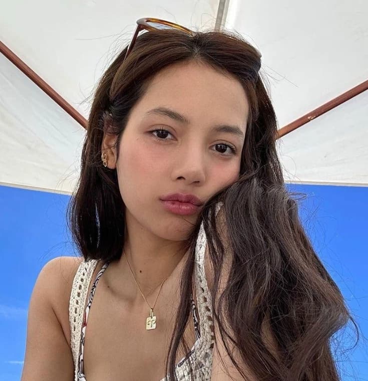Lalisa thumbnail