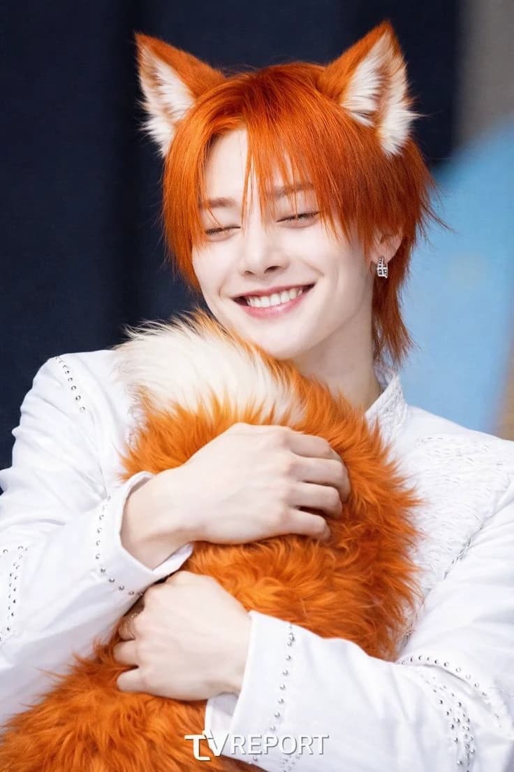 Jeongin thumbnail