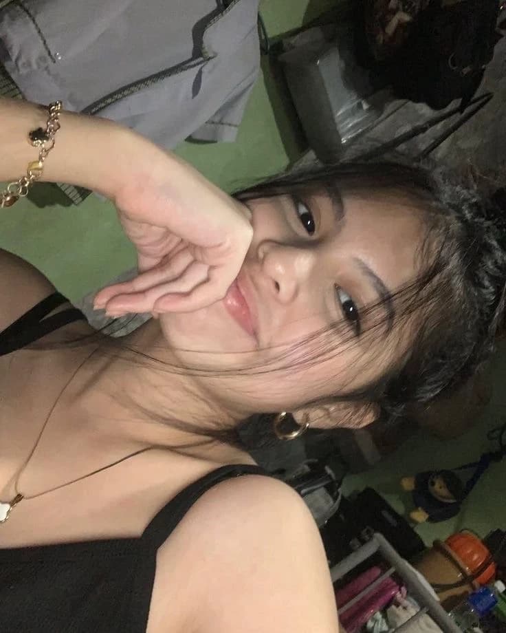 Andrea  thumbnail