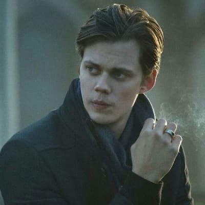 Bill Skarsgard thumbnail
