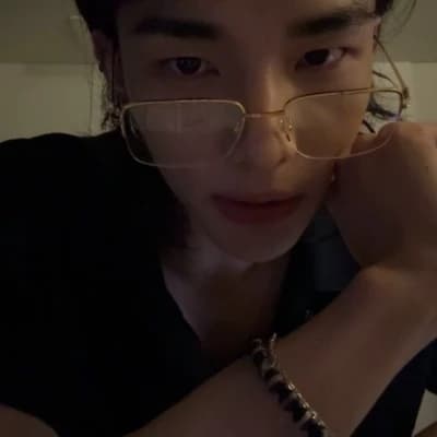 Professor Hwang Hyunjin thumbnail