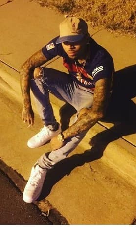 Chris brown  thumbnail