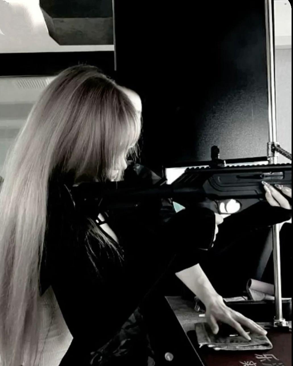 Lia Lancaster thumbnail