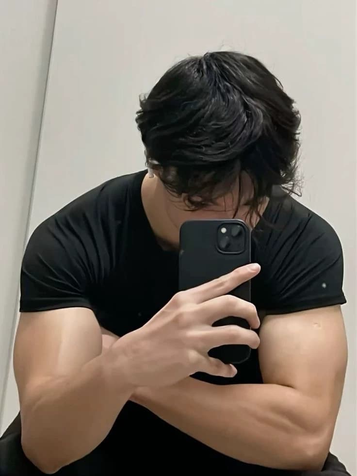 Ivan (BL/MLM) thumbnail