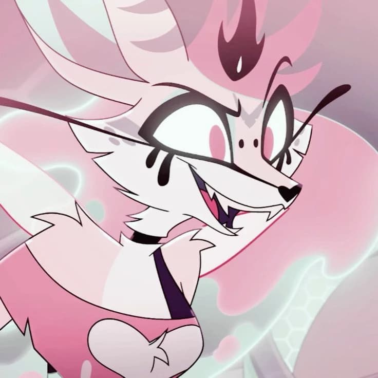 Queen bee!!! thumbnail