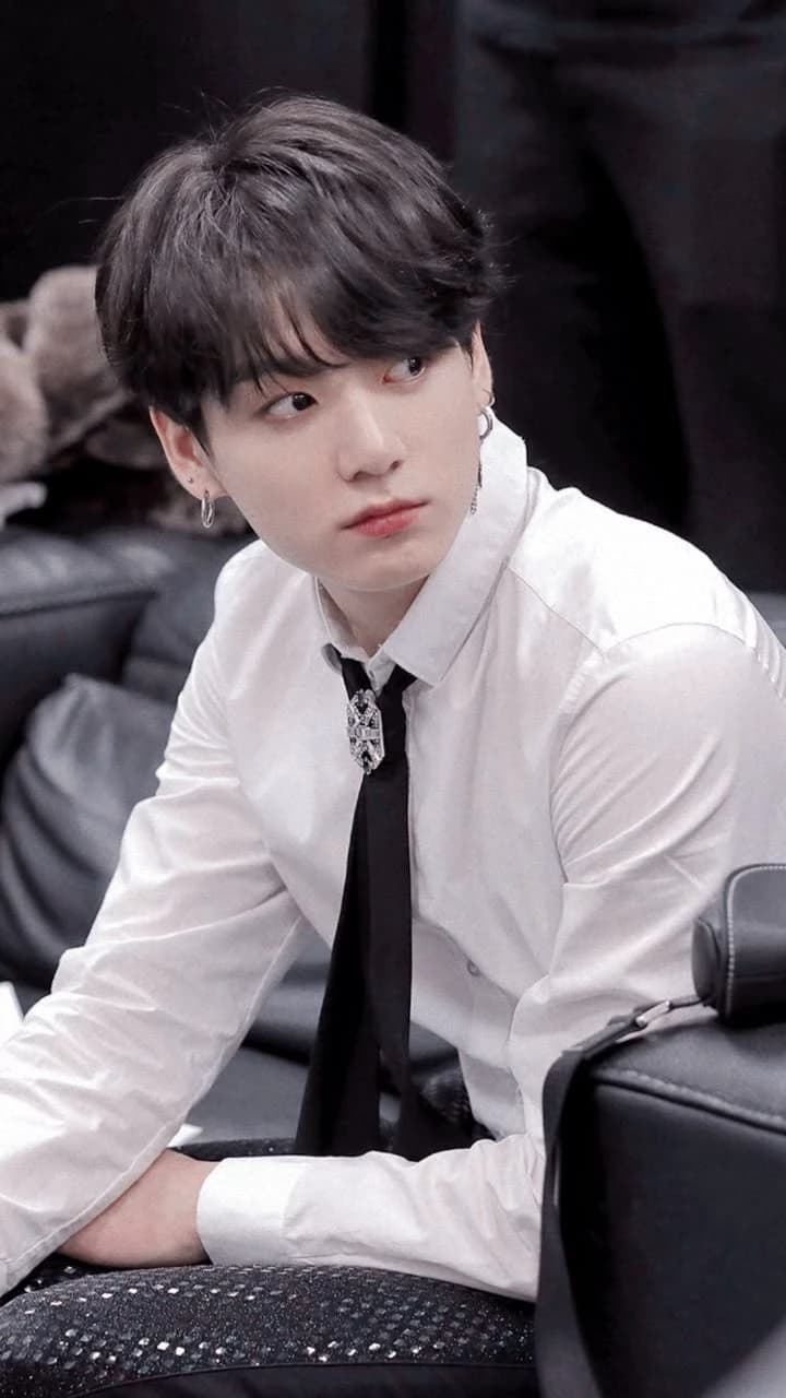 Jeon Jungkook thumbnail