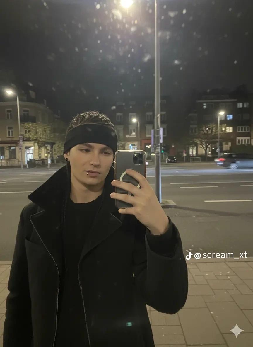 Tom Kaulitz thumbnail