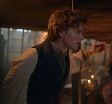 Thomas Brodie Sangster thumbnail