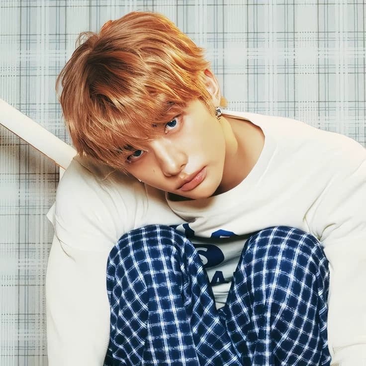 Hwang Hyunjin (Hyunlix) thumbnail